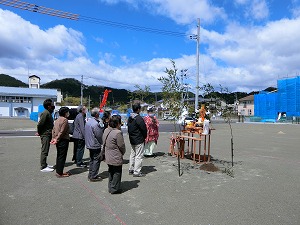 地鎮祭を執り行って頂きました。