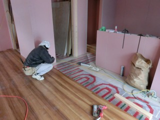 床貼り、外壁サイディング