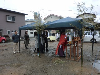 ガレージハウス、地鎮祭