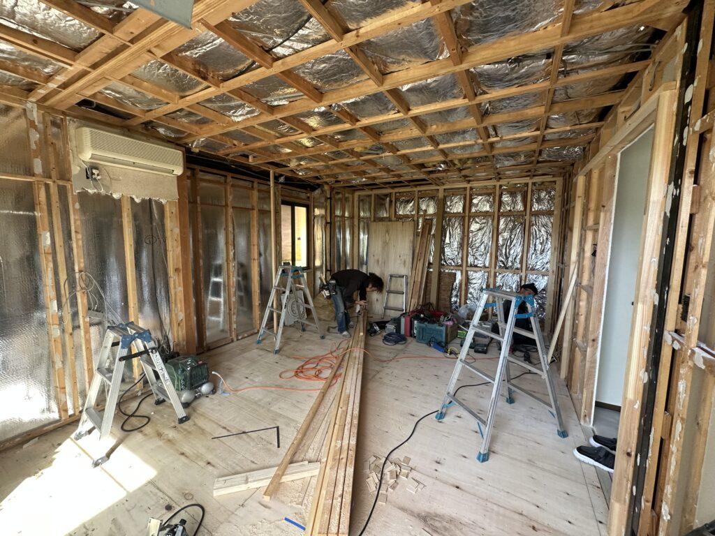仙台市泉区|畳からフローリングへリフォーム|断熱改修も同時施工で快適な住まいへ