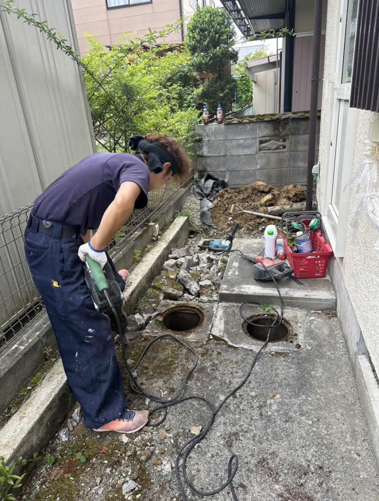 仙台市泉区で排水桝の入れ替え工事|土間解体から防草対策まで一括施工